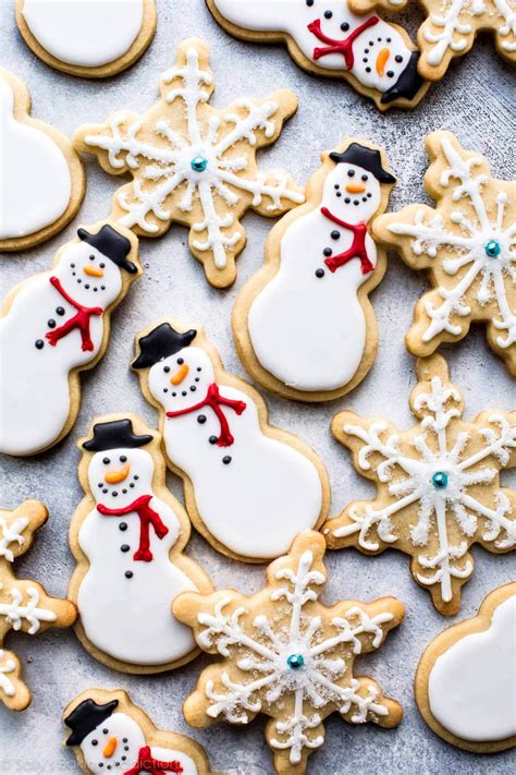 Even more bright & sparkling ideas. Snowman Sugar Cookies - Sallys Baking Addiction