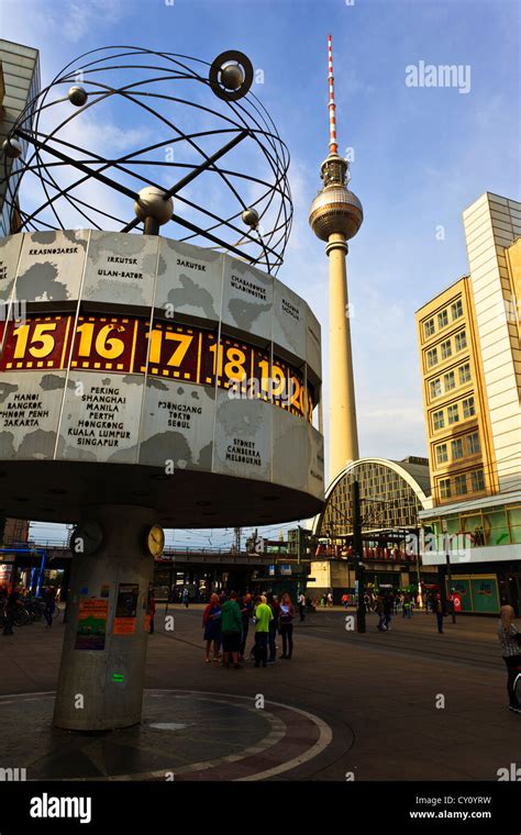 Berlin Clock Tower Stock Photos And Berlin Clock Tower Stock Images Alamy