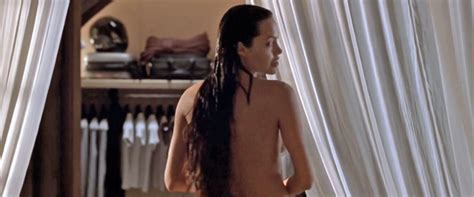 Naked Angelina Jolie In Lara Croft Tomb Raider