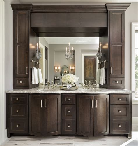 Featuring clean lines and a white, high gloss finish, these are a great way to up the style stakes if you're redecorating. Custom Bathroom Cabinets MN | Custom Bathroom Vanity