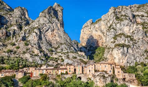 Les 10 Plus Beaux Villages Des Alpes De Haute Provence Chéri Fais Tes
