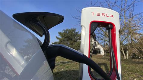 Texas To Require Tesla S Nacs Connectors On State Backed Charging