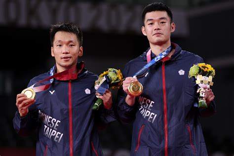 Unseeded Chinese Taipei Wins Gold In Badminton Men S Double NBC Olympics