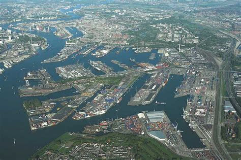 Info • Port De Rotterdam