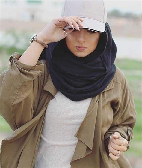 pin by anaya aziz ️ on dpzz muslimah fashion hijab fashion muslim fashion hijab