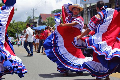 Costa Rican Independence Parade By Cara Koch Costarica Culture Travel