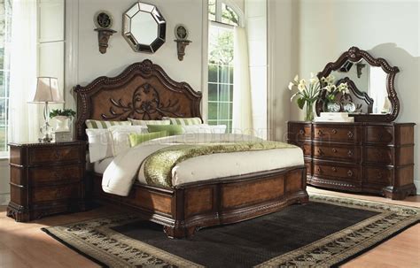 Browse our bedroom sets and choose the perfect pieces for your home. Pemberleigh Bedroom Collection 3100 by Legacy Furniture