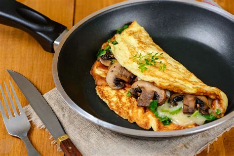 How To Make The Perfect 5 Minute Omelet
