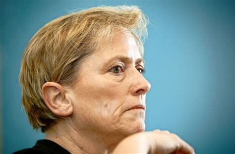 Susanne eisenmann an und bitten sie. Wiederwahl ziemlich sicher: Zweite Spielzeit für Susanne ...