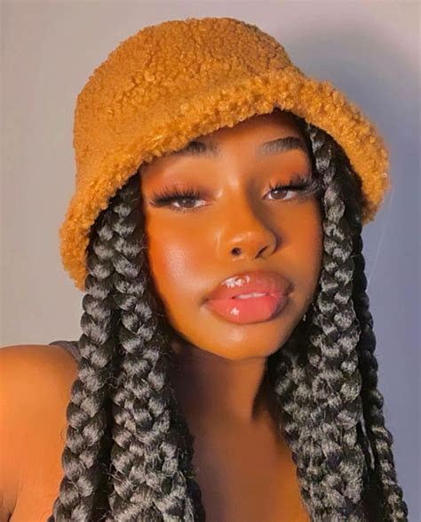 Themelaninmonroeee On Insta Age Baddie Hairstyles Black Girls