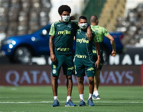 Campeão da copa libertadores da américa, o palmeiras teve sua conquista recriada nos games. Palmeiras e Santos disputam troféu de Libertadores ...