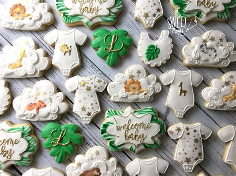 Just like their outfits and accessories. Sweet Treats by Sarah: Sleepy Safari Baby Shower Cookies