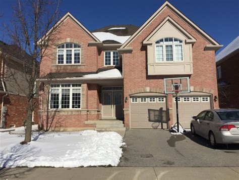 What's the best color to paint a brick house? Help with Pink Brick!