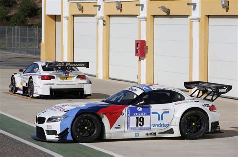 Two Of Bmws Finest Bmw Z4 Gt3 And M3 Dtm Track Test Bmwsg Bmw