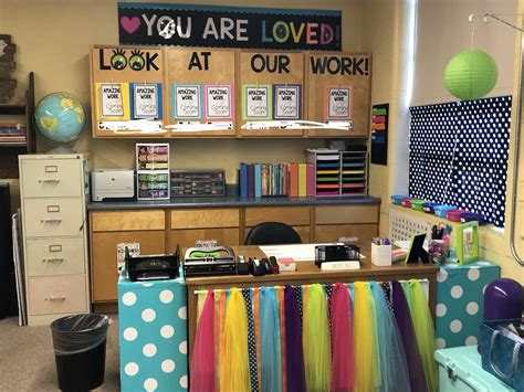 Teacher Approved Teacher Desk Decorations To Create A Welcoming Classroom
