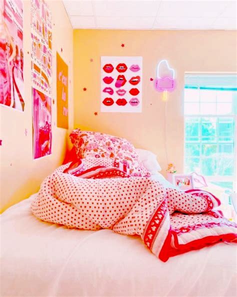 Preppy Dorm Room Pink Dorm Rooms College Dorm Room Decor Dorm Room
