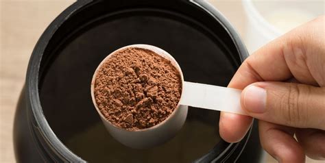 The ketogenic diet involves a low carbohydrate intake, moderate protein intake and high fat intake. 12 Best Keto-Friendly Protein Powders 2020 - Low Carb