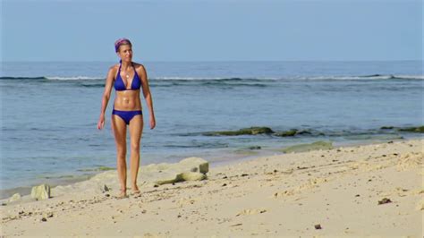 Chrissy Hofbeck Nuda 30 Anni In Survivor II