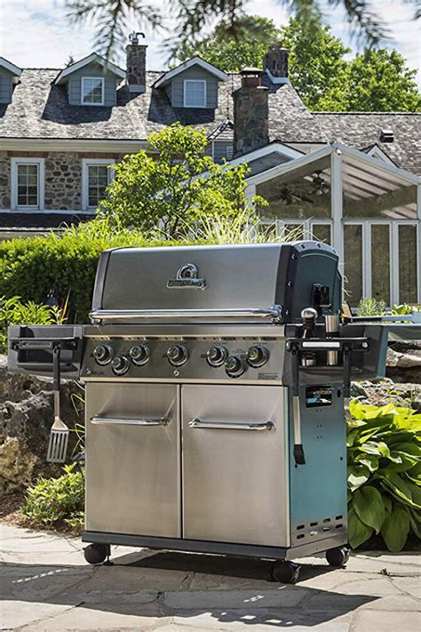 Weber grills are known for quality and trusted for the perfect backyard barbecue experience. 11 Best Gas Grills of 2020 | Reviewed & Rated - The Online ...