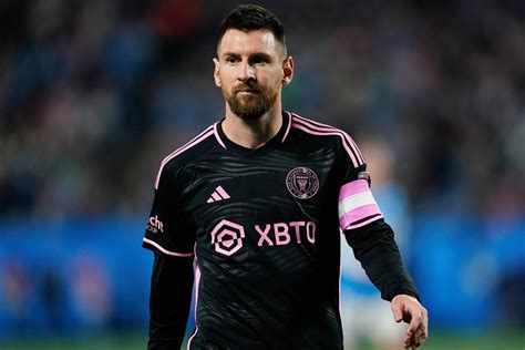 lionel messi is a finalist for the mls newcomer of the year award marca