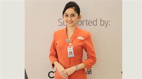 Finalis Puteri Indonesia 2022 Dini Nur Fitri Widjaya Dilamar Putra