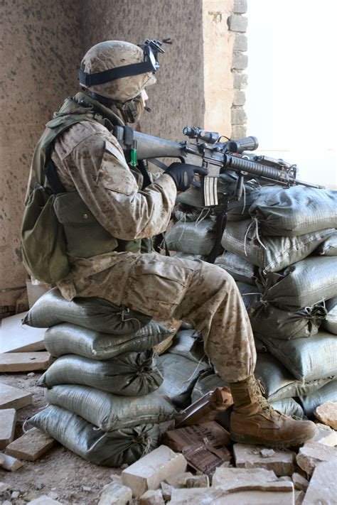File:Marines in iraq.jpg - Wikimedia Commons