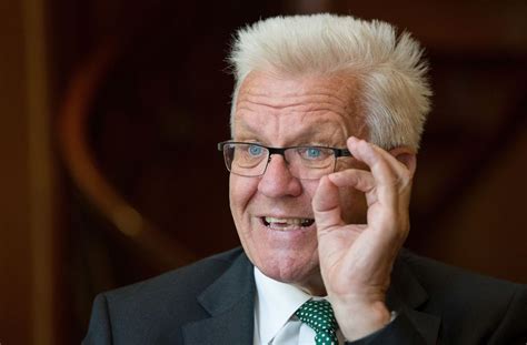 Check out the latest pictures, photos and images of winfried kretschmann. Winfried Kretschmann: Ministerpräsident lässt erneute ...