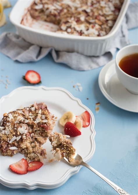 You need wheat flour (or flour of other very closely related species such as spelt) to get a batter which can rise and bake normally. Strawberry Banana Steel Cut Oat Bake - Feasting not Fasting
