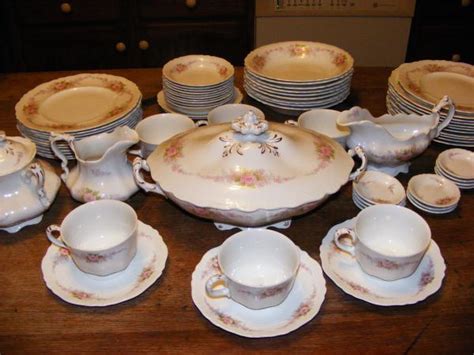 During the 1950's award winning designs such as old britain castles and historic america became popular (and still are) and led to the company being awarded with the queen's award to industry, not once but. Johnson Bros England Pate Oct. 21st 1902 pink flowers ...