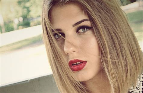 I've learned so much about all of the different signs, i know exactly what. By the numbers: What are the most attractive female lips?
