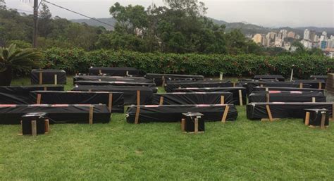 Luciano hang obteve 55 empréstimos do bndes para transformar lojas havan em império. Luciano Hang comemora vitória de Bolsonaro com 17 minutos ...