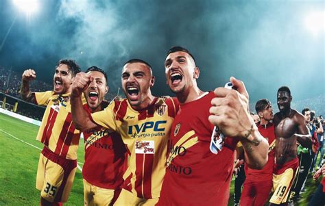 Head to head statistics and prediction, goals, past matches, actual form for you are on page where you can compare teams benevento vs crotone before start the match. EN VIVO: Benevento vs Crotone por la Serie B de Italia ...