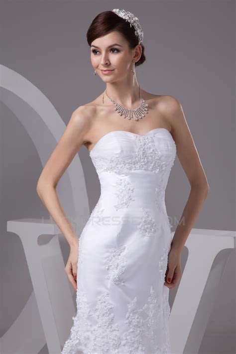 Looking for a satin wedding dress to create your perfect look? Satin Lace Fine Netting Sleeveless Sheath/Column Short ...