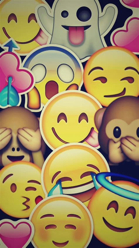 15 Cute Emoji Wallpapers On Wallpapersafari Riset