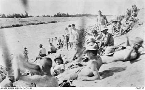 Australian Soldiers Swimming In And Sunbathing Beside The Suez Canal Suez Sunbathing Soldier