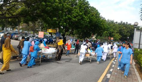 Hospital sultanah aminah (hsajb) is a 989 bed 1 general hospital serving the district ofjohor bahru. LAPOR LANGSUNG: Kebakaran Hospital Sultanah Aminah Johor ...