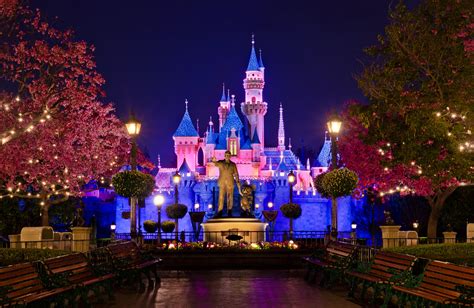 Disneyland parijs heeft verschillende hotels. 3 Dagen Disneyland Parijs Met Verblijf In Een 4* Hotel ...
