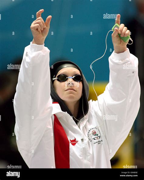 English Swimmer Katy Sexton Hi Res Stock Photography And Images Alamy