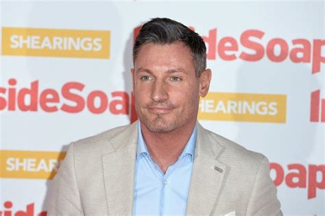 eastenders dean gaffney poses with daughters in quarantine soaps metro news