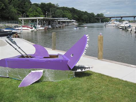 11 ways to turn empty boxes into fabulous fun for kids, looking for something. Make a Cardboard Boat : 7 Steps (with Pictures ...