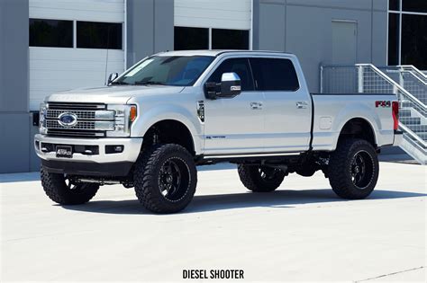 Mega Truck Ford F 250 Super Duty — Gallery