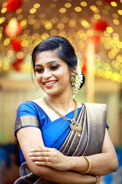 Dextro Kerala Bride South Indian Actress Hot Saree Trends