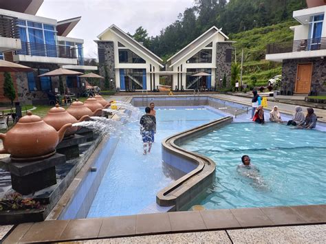 Sempet Mampet Gara-gara Banjir Bandang, Saiki Banyu Panas Guci Wis Mili
