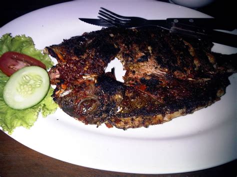 3 ons ikan kakap, siangi. Tummy Teaser: Ikan Bakar Genteng