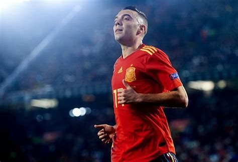 Check spelling or type a new query. 5 Pemain Bintang yang Gagal Bersama Liverpool, Nomor 1 ...
