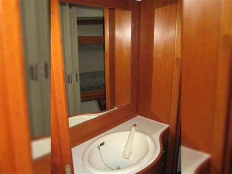 Maybe you would like to learn more about one of these? LM 33 Vitesse for sale - Daily Boats | Buy, Review, Price ...
