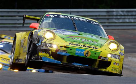 Porsche 911 Gt3 Rsr Wins Nurburgring 24 Hours Sets New Distance Record