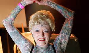 Worlds Most Tattooed Pensioner Isobel Varley Dies Aged 77 Daily Mail