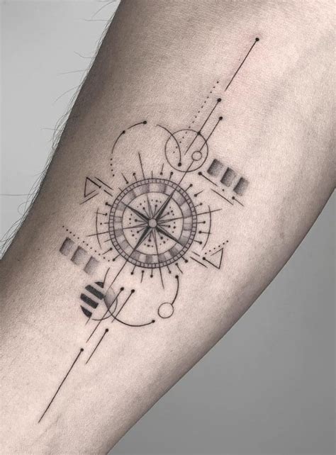 20 Unique Compass Rose Tattoo Ideas