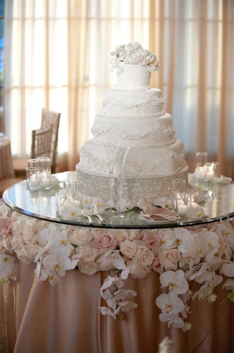 Beautiful Cake Display Wedding Cake Table Decorations Wedding Cake